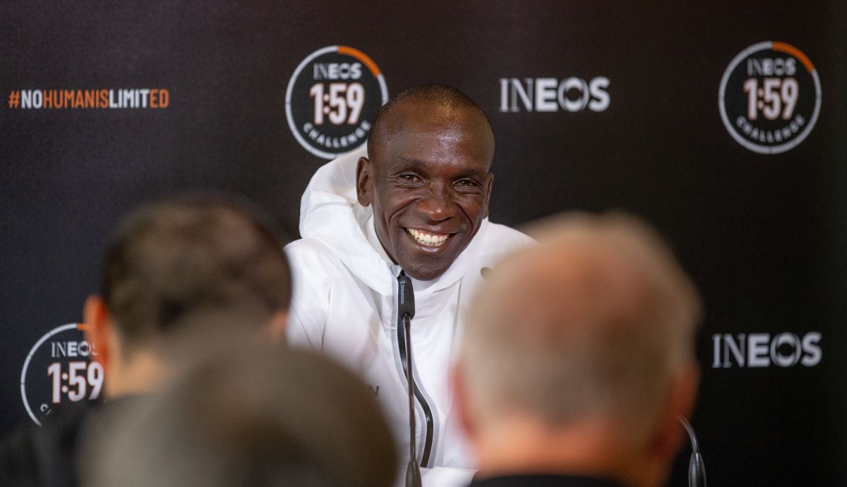 Kipchoge ska springa maran under 2 timmar imorgon