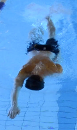 Crawl - håll händerna i styr!